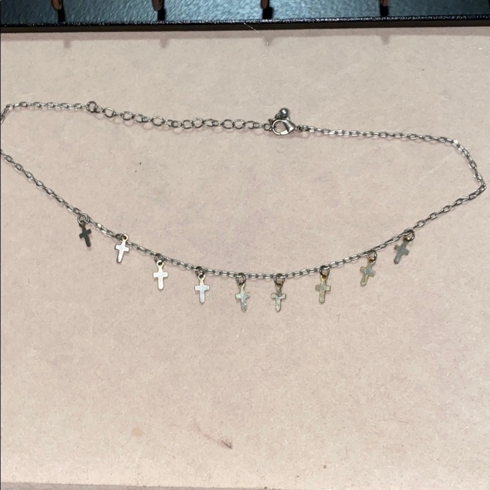 Adjustable Cross Choker